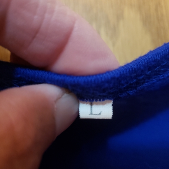 Beautiful, royal blue, cold shoulder blouse with "Faith" on front. Like new. - Picture 5 of 5